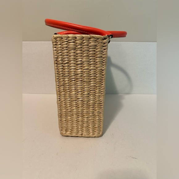 Kate Spade New York Wicker Bucket Bag | Straw Bag | Straw Bucket Bag | Tote Bag - Picture 4 of 16